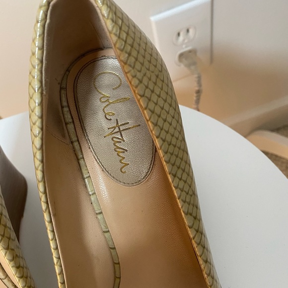 Cole Haan Wedges Size 8.5 B - Picture 7 of 7
